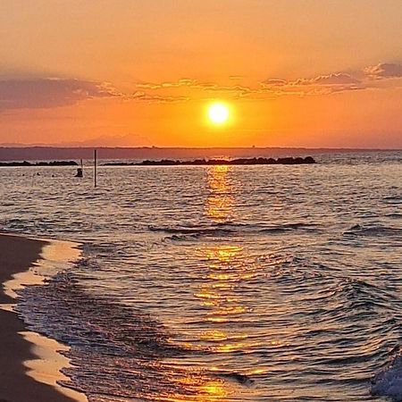 Tramonto Sul Mare Bed & Breakfast Termoli Exterior photo